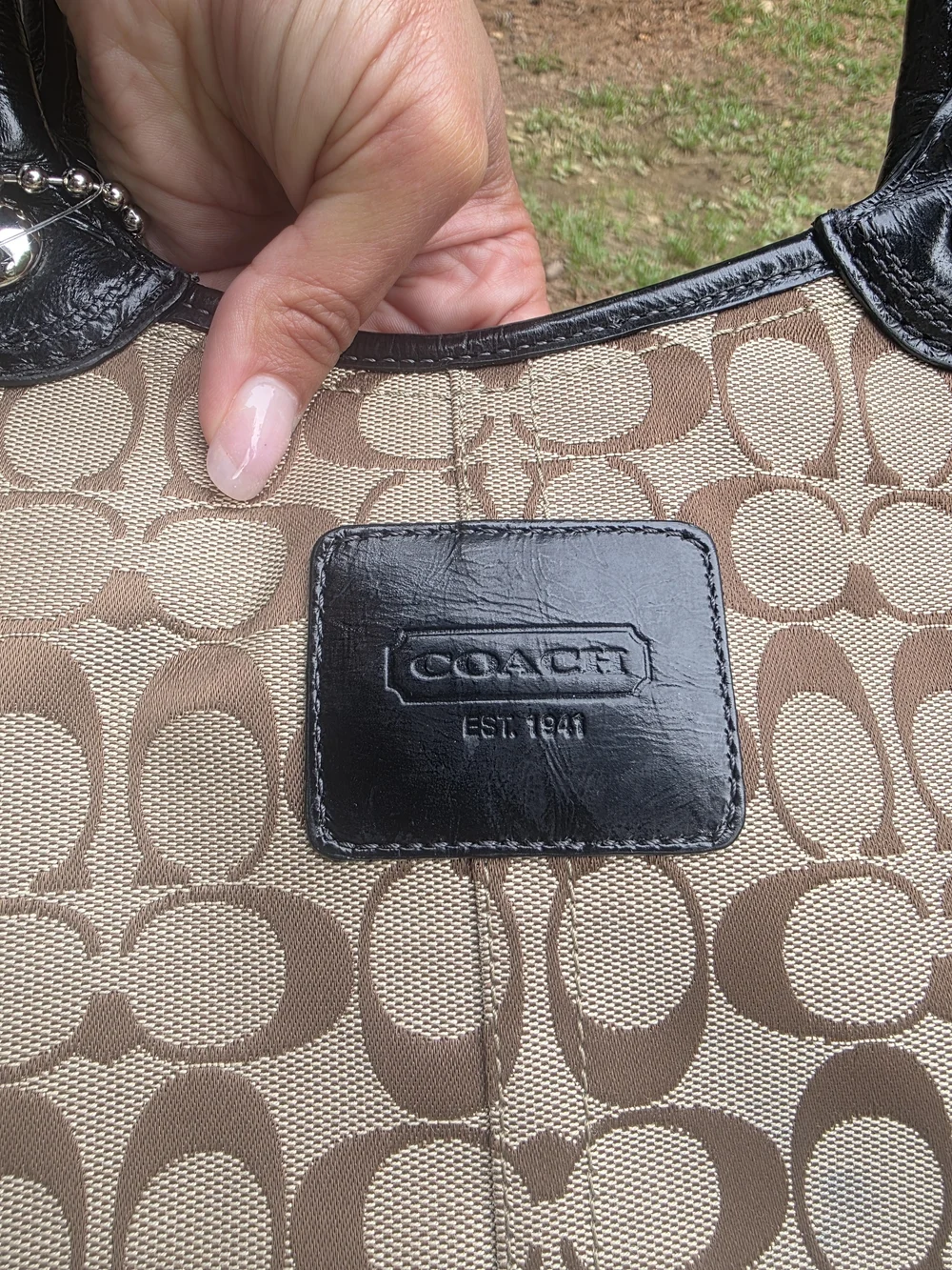 Coach Signature Canvas Tote Bag in Khaki/Chocolate/Black. Used Gread Condition.